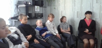 Урок в 4 классе совместно с  ГБУ «КЦСОН по Варгашинскому району»